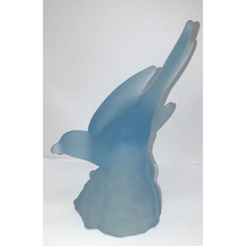 Vintage L E Smith Satin Frosted Blue Glass Dove Flying Bird Figurine 8.5” - Picture 5 of 8